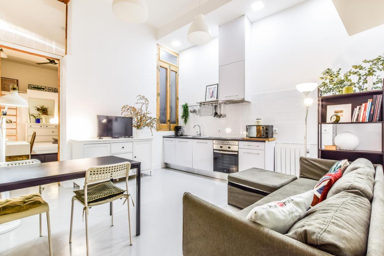 Piso De Ave Maria Apartment Мадрид Екстериор снимка