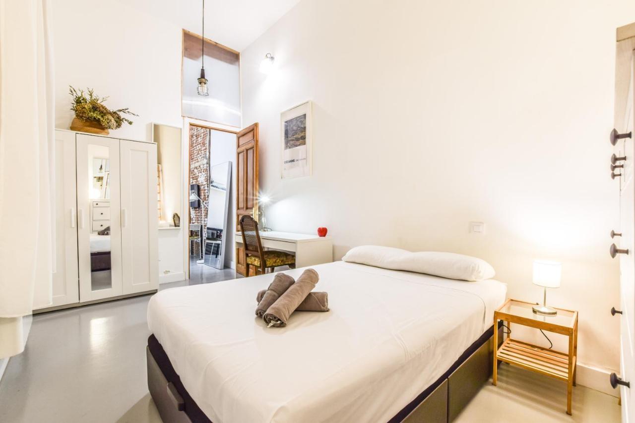 Piso De Ave Maria Apartment Мадрид Екстериор снимка